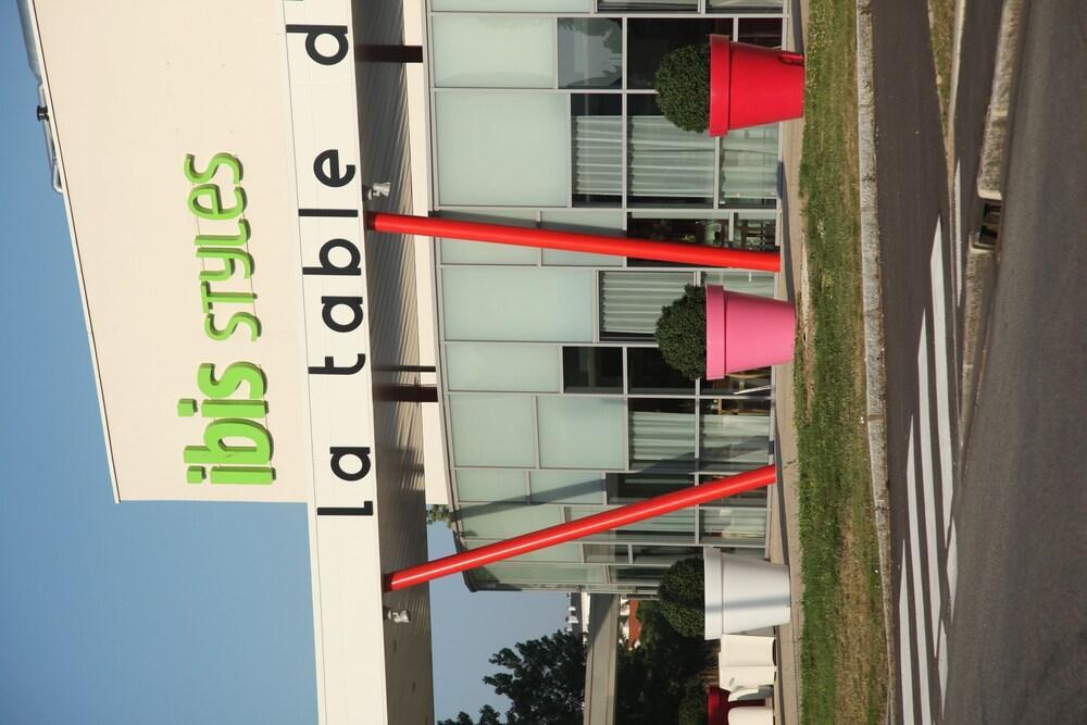 Ibis Styles Nantes Reze Aeroport Hotel Ngoại thất bức ảnh