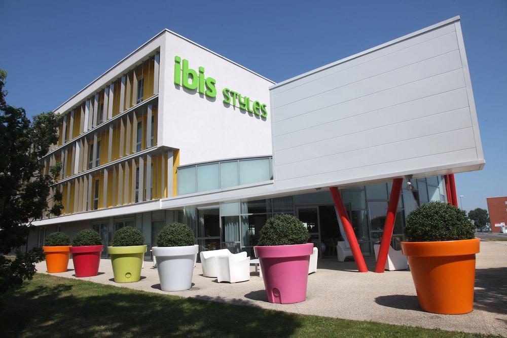 Ibis Styles Nantes Reze Aeroport Hotel Ngoại thất bức ảnh